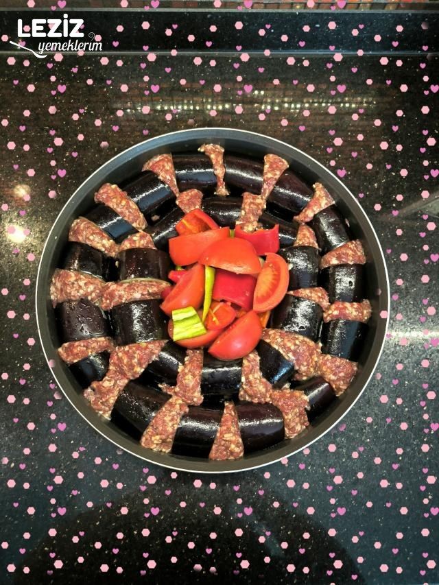 Fırında Patlıcan Kebabı Tarifi