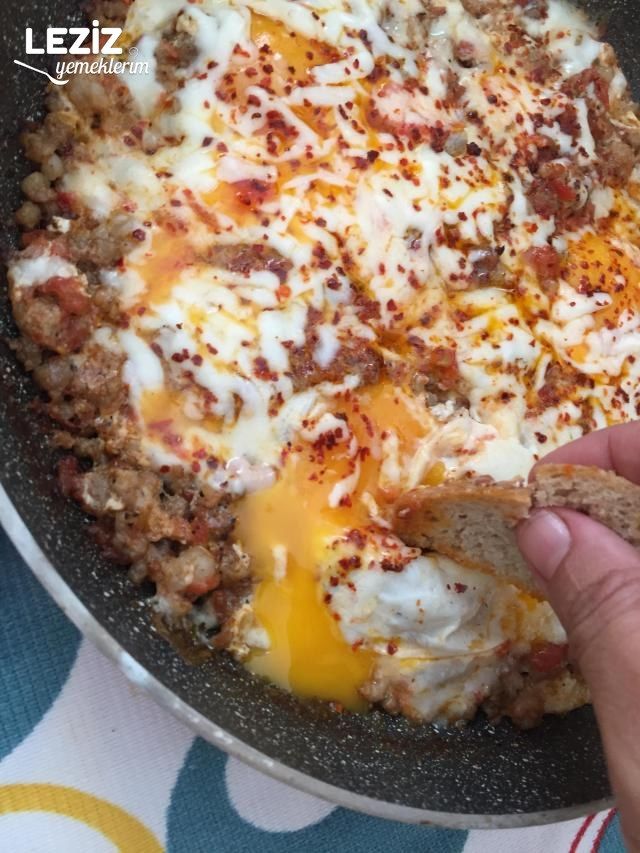 Nefis Kıymalı Yumurta