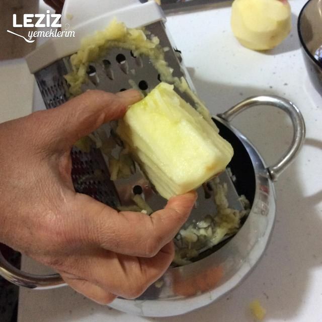 Kolay Elmalı Kurabiye Nasıl Yapılır