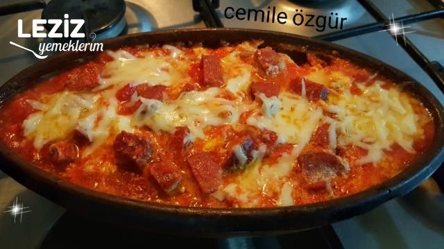 Güveçte Sucuklu Menemen