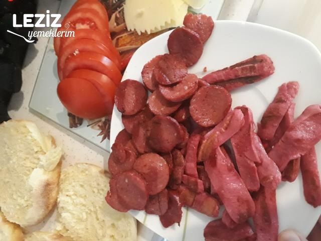 Bazlamalı Karışık Tost