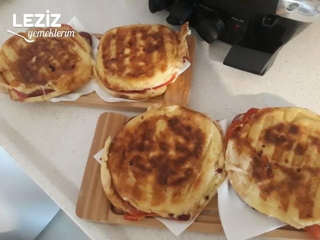 Bazlamalı Karışık Tost