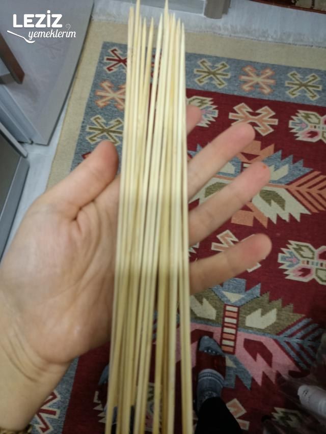 Pratik Çöp Şişte Tavuk Tarifi