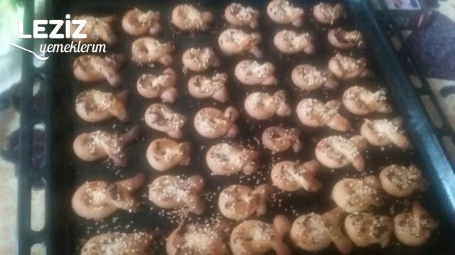 Kıyır Kıyır Tuzlu Kurabiye Tarifi