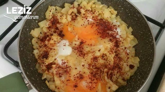 Kahvaltılık Patatesli Yumurta Tarifi