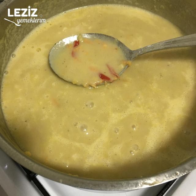 Mantar Sapı Çorbası