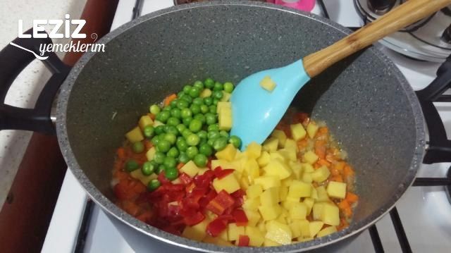 Terbiyeli Sebze Çorbası Tarifi