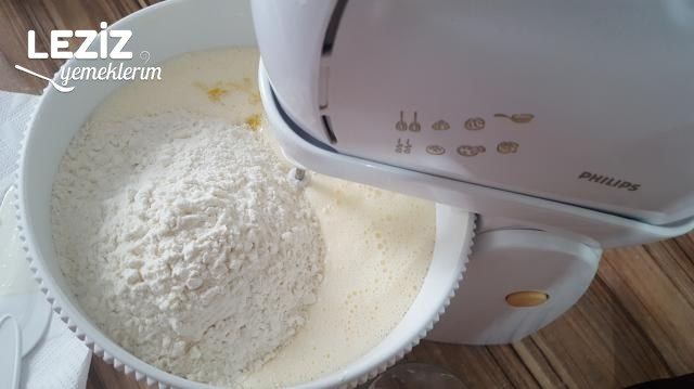 Gerçek Çikolata Parçalı  Kek  (Kabarmalara Doymayan)