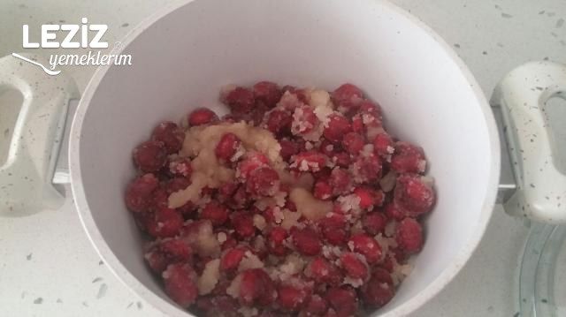 Kiraz Reçeli (Ev Yapımı)