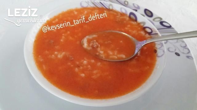 Kıymalı Pirinç Çorbası