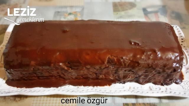 Çikolatalı Bisküvi Pasta Tarifi