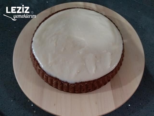 Çikolatalı Tart Kek Tarifi