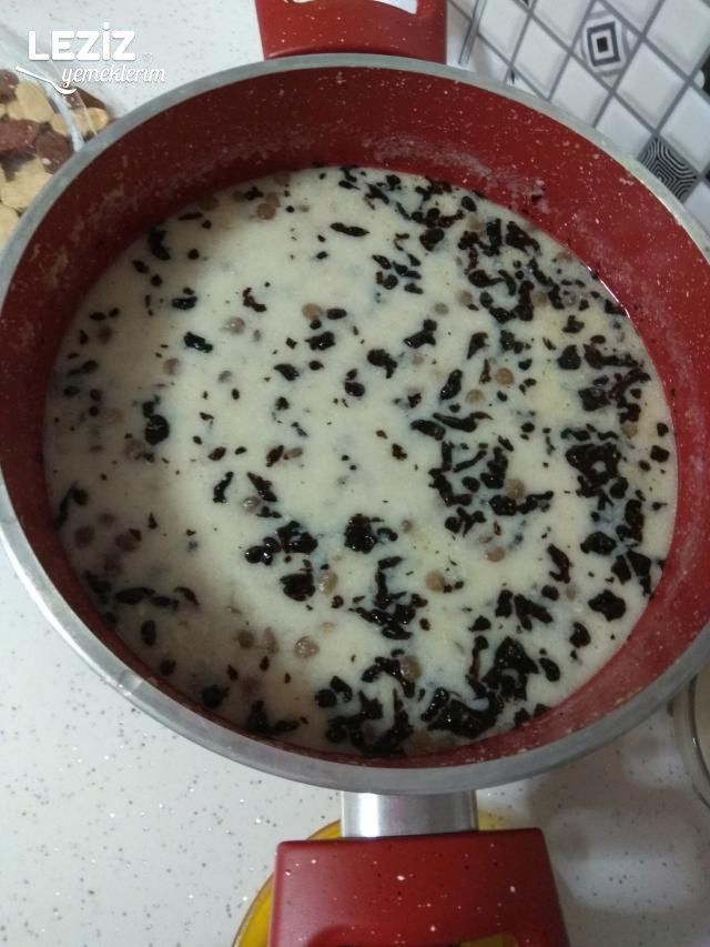 Yoğurtlu Tarhana Çorbası (Emirdağ Usulü)