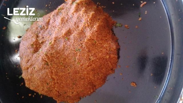 Gerçeğini Aratmayan Etsiz Çiğ Köfte