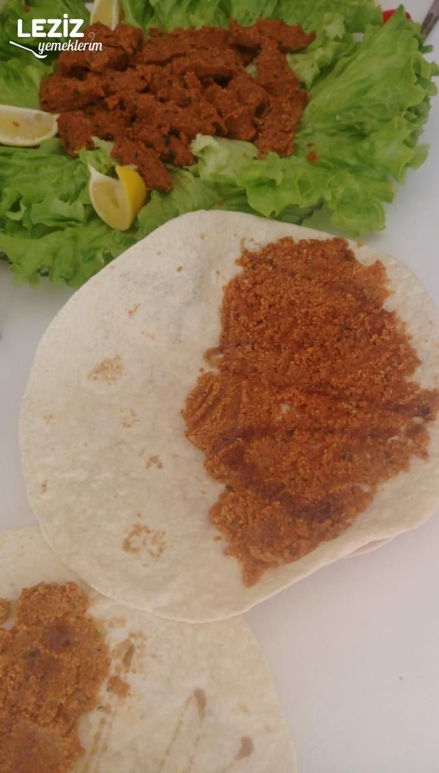 Gerçeğini Aratmayan Etsiz Çiğ Köfte