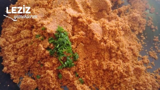 Gerçeğini Aratmayan Etsiz Çiğ Köfte