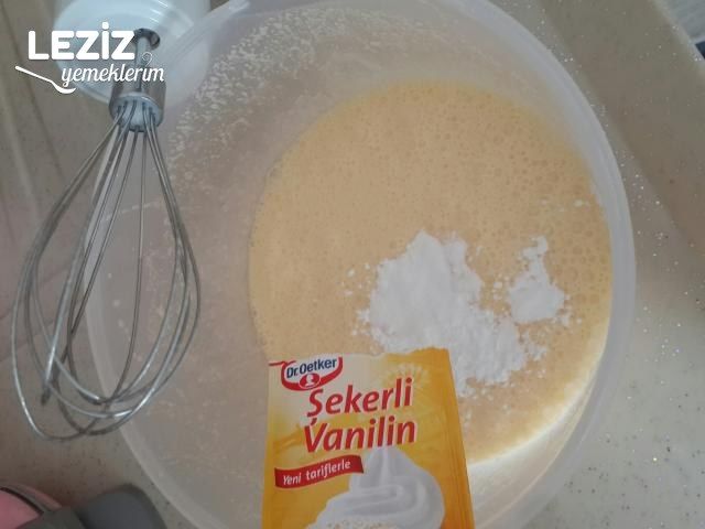 Unsuz Yağsız Sütsüz Kek