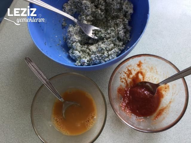 Salçalı Dereotlu Lorlu Poğaça