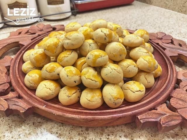 Çörek Otlu Ve Biberli Kurabiye (Çok Pratik)