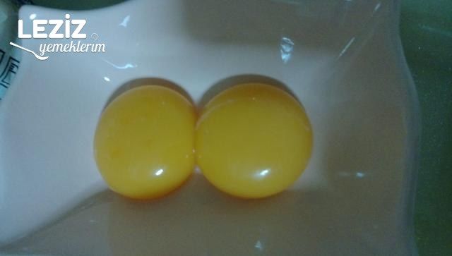 Yumuşacık Sucuklu Kaşarlı Karnıyarık Poğaça