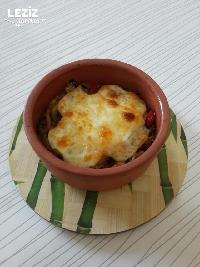 Güveçte Mantar Fajita