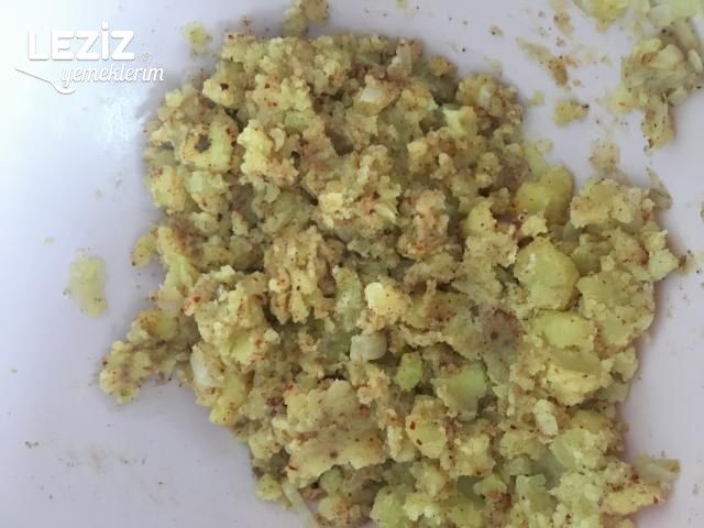 En Kolayından Patatesli Yufka Böreği