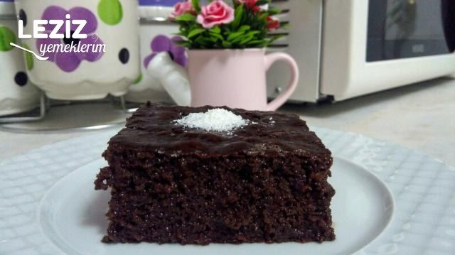 Nişastalı Islak Kek