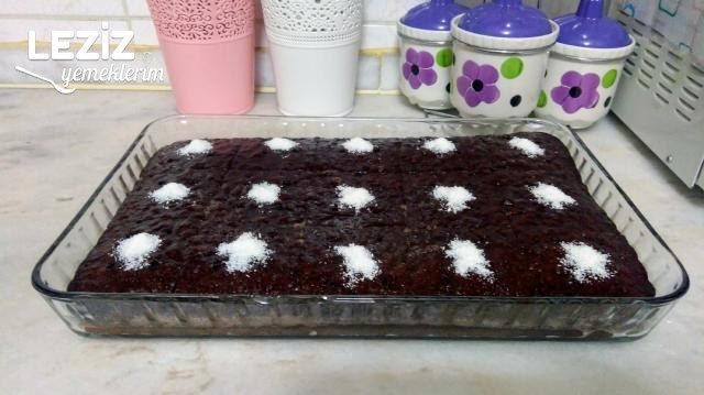 Nişastalı Islak Kek