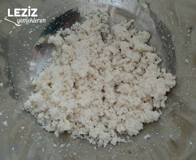 Rus Mutfağından Syrniki (Sırniki)