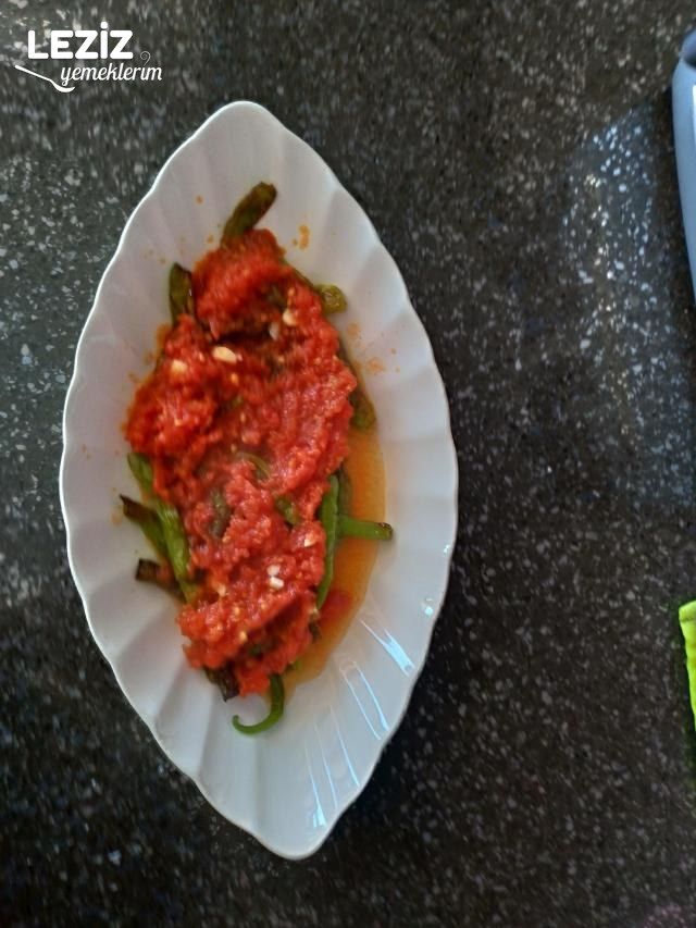 Domates Soslu Biber Kızartması