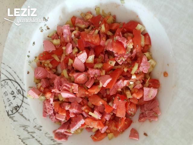 3 Malzemeli Susamlı Börek