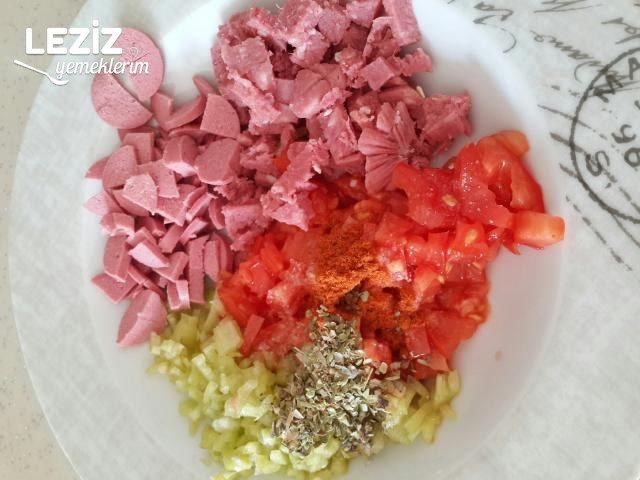 3 Malzemeli Susamlı Börek