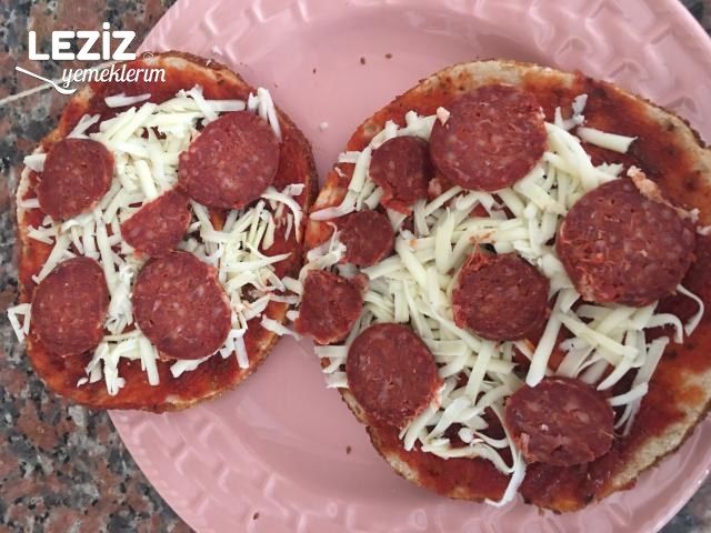 Bayat Simit İle Nefis Tost