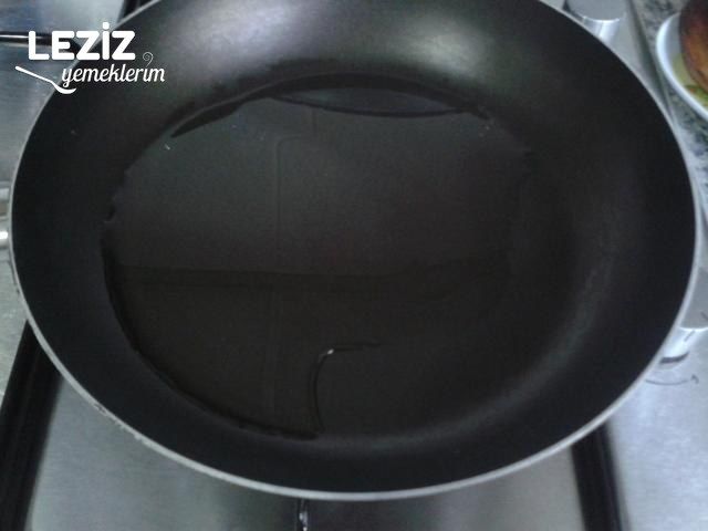 Domatesli Şehriyeli Çorba