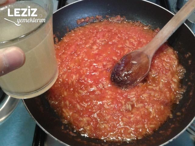 Domatesli Şehriyeli Çorba