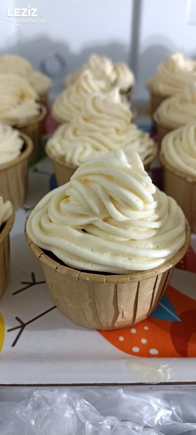 Kremalı Kolay Cupcake Tarifi
