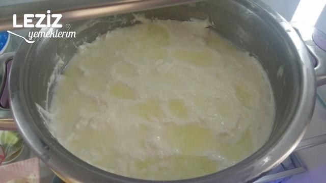 Evde Yoğurt Nasıl Mayalanır?