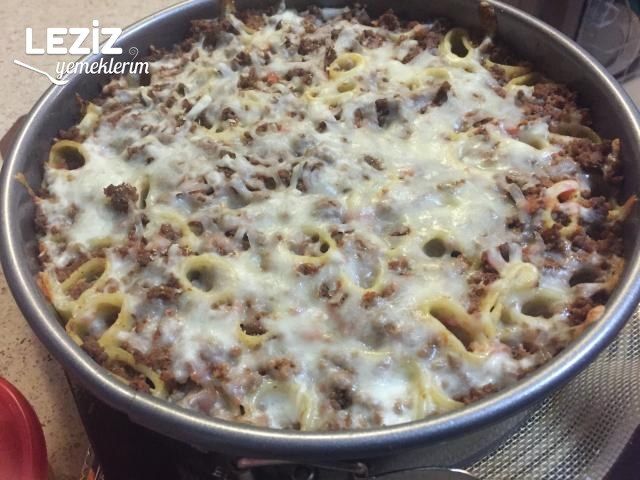 Fırında Kıymalı Makarna