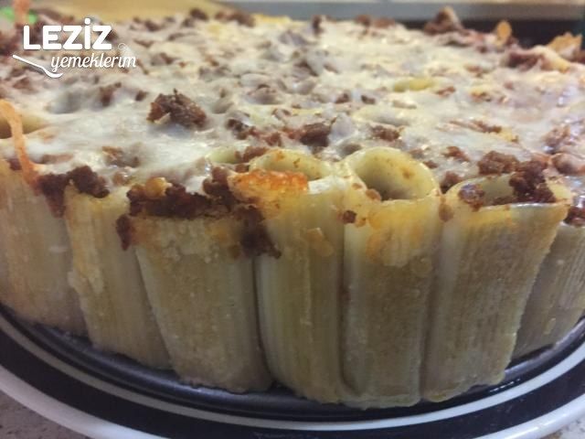 Fırında Kıymalı Makarna