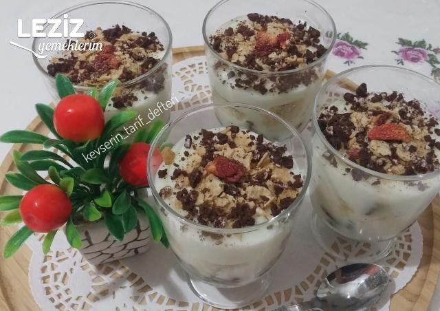 Damla Sakızli Muhallebili Nefis Tatlı