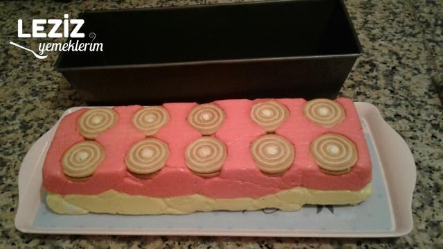 Zerdeçallı Sütlü Tatlı