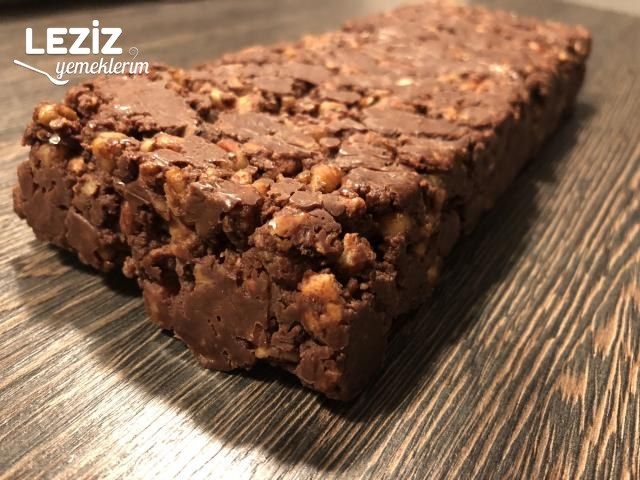 Pişmeyen Çikolatalı Buzdolabı Keki