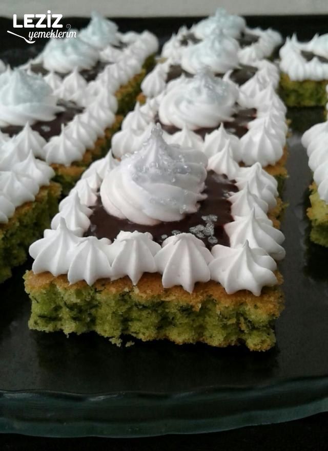 Ispanaklı Porsiyonluk Pasta