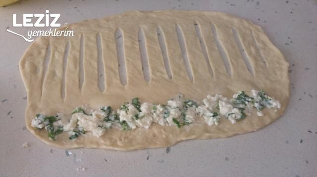 Tırtıl Poğaça Nasıl Yapılır?