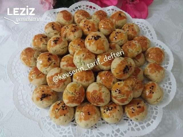Atıştırmalık Otlu Peynirli Kurabiye (Poğaça Tadında) Leziz Yemeklerim