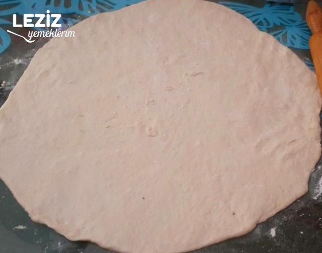 Dolgu Kenarlı Nefis Pizza