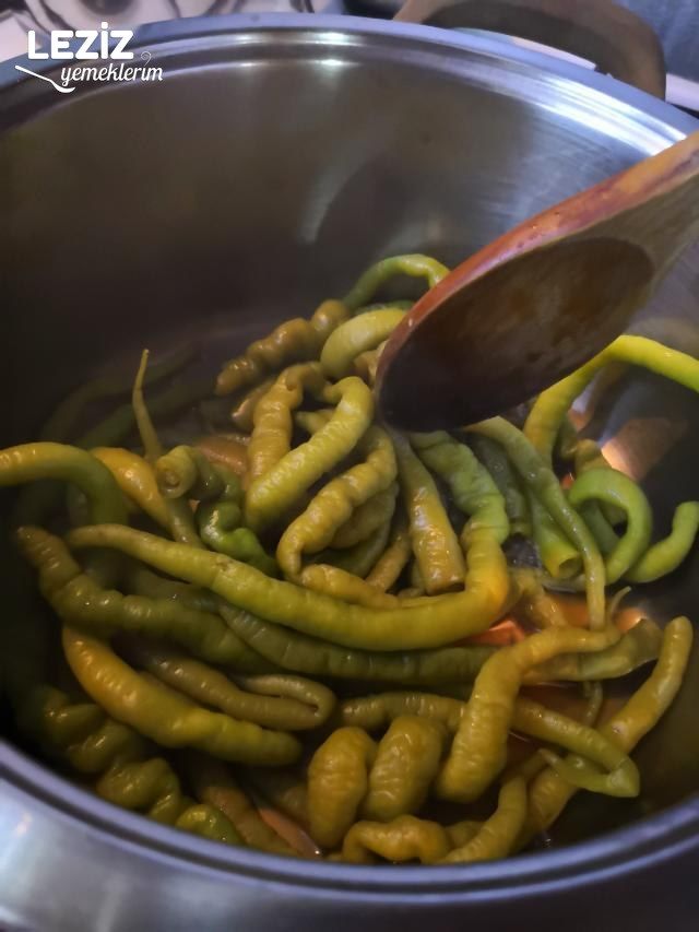 Yağlı Kıl Biber Turşusu