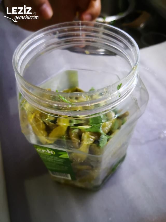 Yağlı Kıl Biber Turşusu