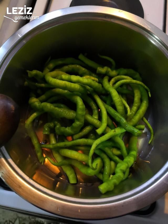 Yağlı Kıl Biber Turşusu