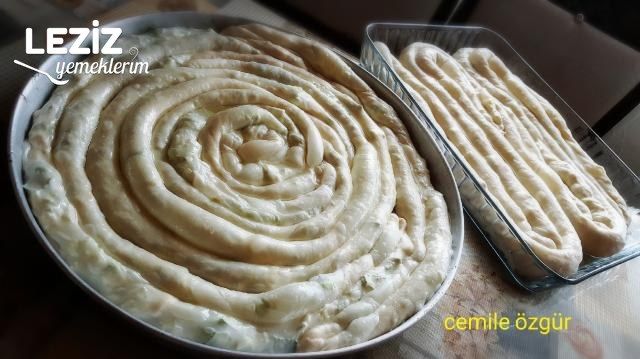 Pırasalı Çarşaf Böreği